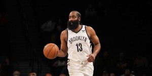 【大发扑克】杜兰特：我们有段时间没在球场看到健康的哈登了 阿德也是