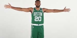 【大发扑克】凯尔特人官方：贾巴里-帕克正式回归球队