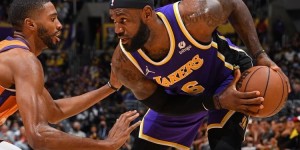 <?php the_title(); ?>