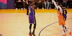 <?php the_title(); ?>