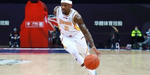 【大发扑克】费尔德砍下20分13板15助 率队力克辽宁