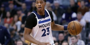 【大发扑克】森林狼记者：罗萨斯此前要求给卡尔弗&埃尔南戈麦斯出场时间