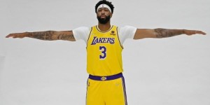 【大发扑克】本赛季浓眉63%时间打中锋 上赛季只有9%&生涯纪录是64%