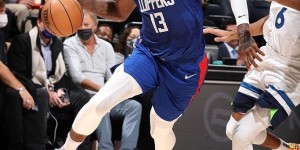 【大发扑克】乔大将军！乔治18投11中&三分8中4得到32分6篮板8助攻