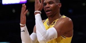 <?php the_title(); ?>