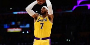 【大发扑克】拿命在C！安东尼砍29分追平替补生涯单场最高得分