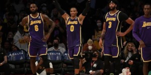 【大发扑克】霍华德：浓眉很多受伤都是因为意外 360组合能奏效但需要时间