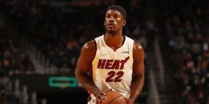 【大发扑克】巴特勒季后赛单场砍下至少45分 队史继詹姆斯和韦德后第三位！