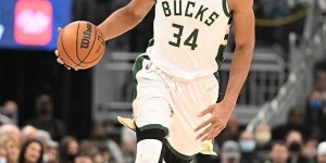 【大发扑克】字母哥：超贾巴尔那刻希望比赛暂停带走比赛用球 就像科比超MJ