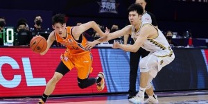 【大发扑克】戴昊单场9次失误 超越姚明&刘炜成为队史单场失误最多的国内球员