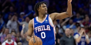 【大发扑克】马克西未满22岁2场季后赛砍下至少60分10板10助 历史第5人！