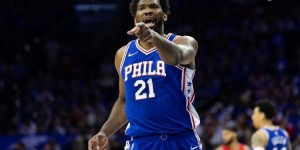 【大发扑克】里弗斯：恩比德整个季后赛都要面对手指伤病问题 它不会消失