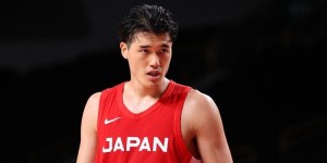 【大发扑克】渡边雄太：下赛季想继续为猛龙效力 经纪人近期会与球队商谈