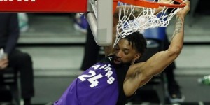 【大发扑克】猛龙记者：伯奇已接受右膝关节镜手术 预计将在训练营前复出