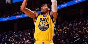 【大发扑克】波特是队内最佳中距离射手？维金斯：没错 我会将这头衔让给他