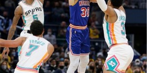 【大发扑克】穆雷身为抢断王却未入选最佳防阵 过去15年来第二人另一位是库里