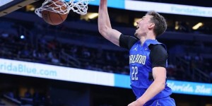 【大发扑克】昨天状元签今日最佳新秀阵容！魔术官推：小瓦格纳新秀最佳一阵