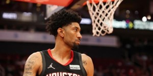 【大发扑克】跟队记者：多支球队有意伍德 黄蜂、尼克斯、马刺是其潜在下家