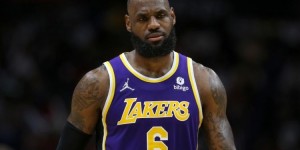 <?php the_title(); ?>