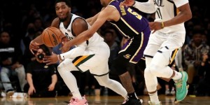 <?php the_title(); ?>