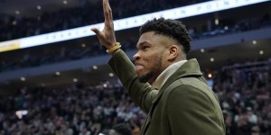 <?php the_title(); ?>