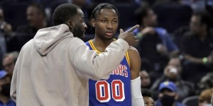 <?php the_title(); ?>