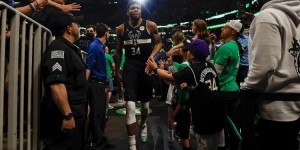 <?php the_title(); ?>