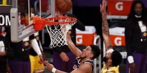 【大发扑克】最近2年季后赛 当对手球队全员健康时太阳0胜2负