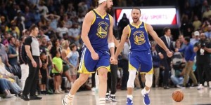 【大发扑克】库里：克莱非常有决心 他过去两年一直努力康复就是为此刻