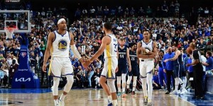 【大发扑克】库里：穆迪极具天赋&智商极高 他不知疲倦地做好一切准备