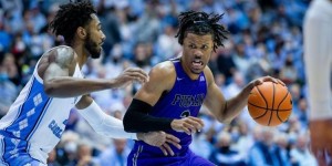 【大发扑克】迈克-博斯韦尔&杰伦-斯劳森都退出2022年NBA选秀 将重返校园