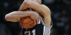 【大发体育】19年前的今天：马刺夺冠夜邓肯狂揽21分20板10助8帽 历史唯一