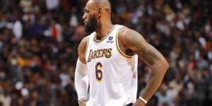 <?php the_title(); ?>