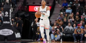 【大发体育】穆雷前往老鹰搭档特雷-杨！小托马斯发推：这是笔很棒的转会！