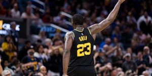 【大发体育】犯规=得分！追梦格林总决赛三战贡献15分15犯规