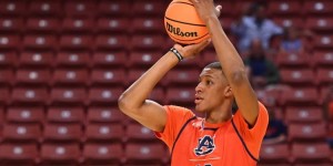 【大发体育】高中教练：小贾巴里-史密想去雷霆 他认为自己在雷霆的前景比较好