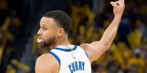 【大发体育】库里总决赛单场至少40分10板&命中6三分 NBA历史继詹杜后第3人