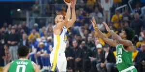 【大发体育】G2勇士第三节净胜绿军21分成1955年来总决赛并列第二