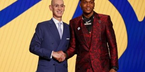 <?php the_title(); ?>