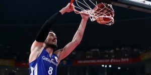 【大发体育】前往巴萨！萨托兰斯基：在鹈鹕的日子很艰难 瓦兰帮助了我