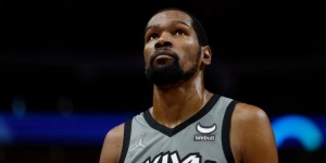 【大发体育】队记：篮网尚未被告知杜兰特申请交易的原因 双方目前保持联系