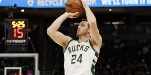 【大发体育】3年2850万美元！雄鹿官方：球队与康诺顿达成多年提前续约合同