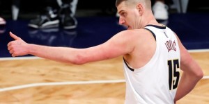 <?php the_title(); ?>