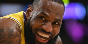 【大发体育】Stein：尽管湖人连续两季表现不佳 但詹姆斯在洛城非常开心