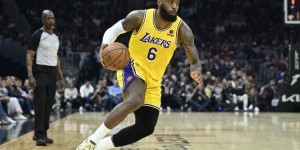 <?php the_title(); ?>