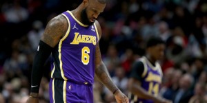 <?php the_title(); ?>