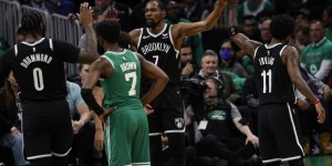 <?php the_title(); ?>