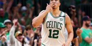 【大发体育】斯玛特：我们爱格威所做的一切 他是每个人都想拥有的小兄弟