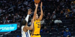 <?php the_title(); ?>