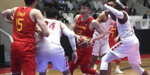 【大发体育】人民日报评中国男篮：无缘亚洲杯四强 能否重回巅峰任重道远